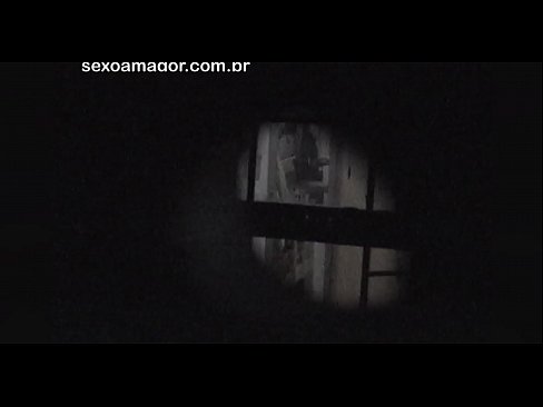 ❤️ Blondi saa salaa videokuvaa naapuruston tirkistelijältä piilossa onttojen tiilien takana ☑ Lutkat at fi.sexygirlspics-com.ru ☑